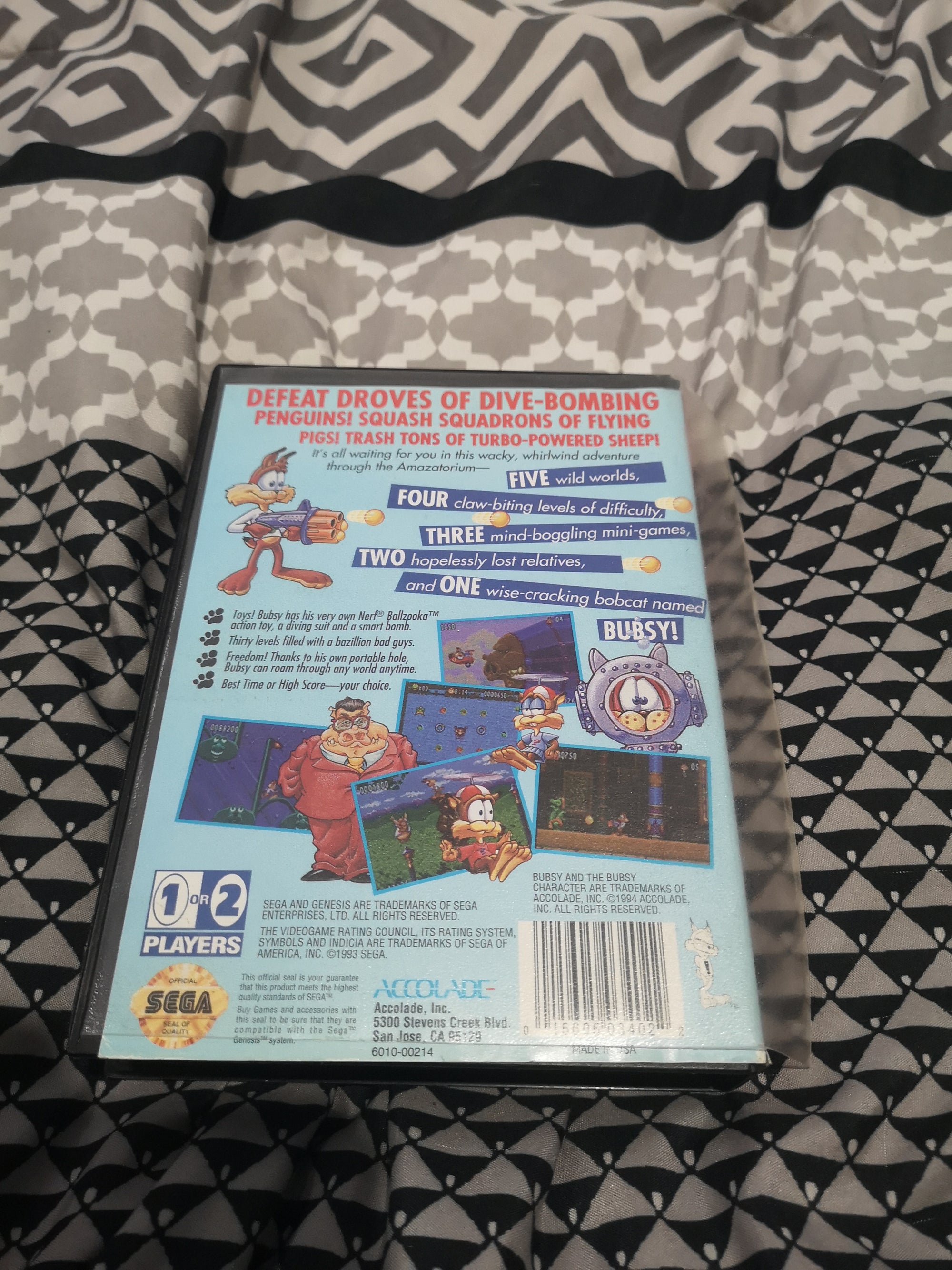 Bubsy 2 ( CB) * front cover damage*