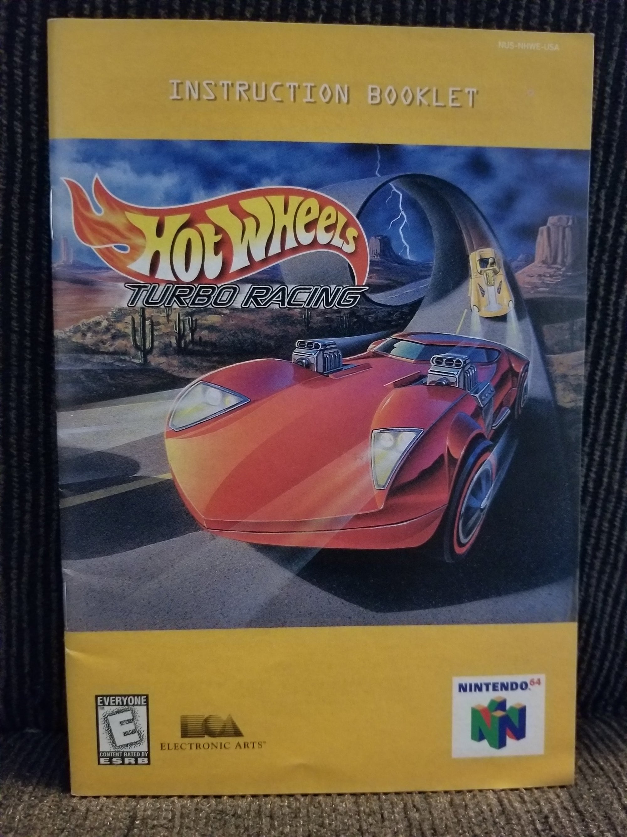 hot wheels turbo racing (damaged)